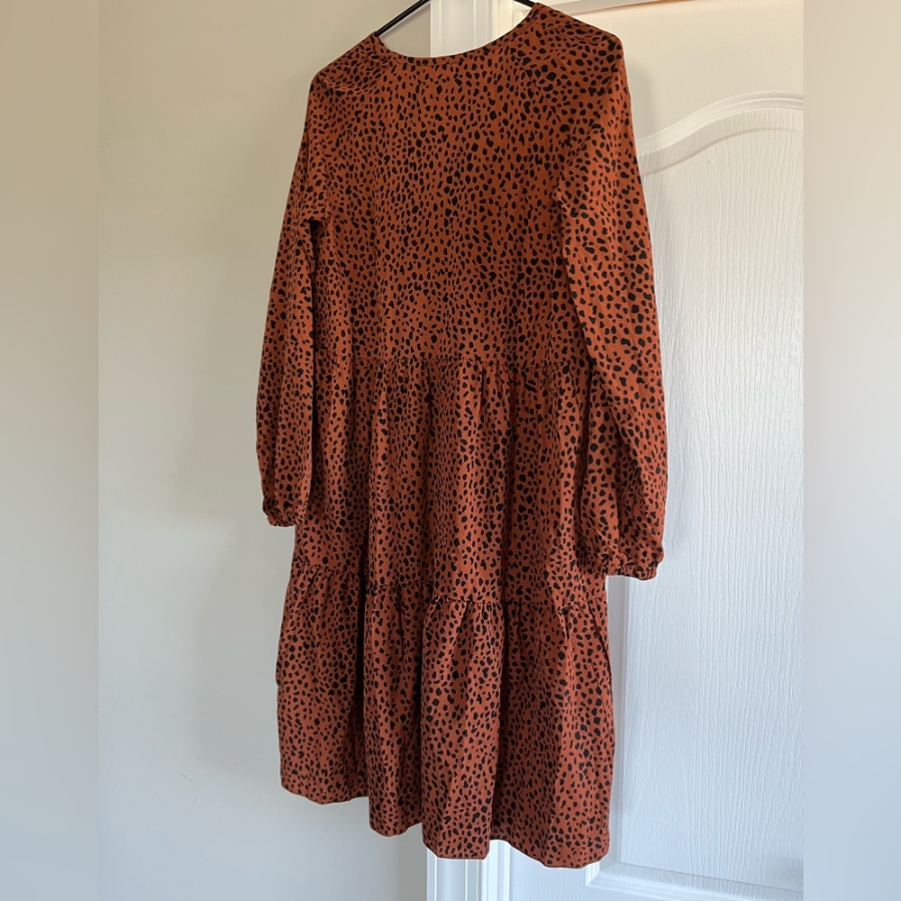 Adorable fall dress with tie back